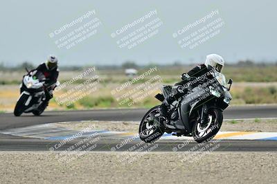 media/Apr-18-2025-TrackDaz (Fri) [[45f5874c44]]/C Group/Session 1 (Turn 7)/